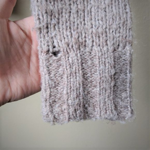 FREE PEOPLE -V- neck Brown-Tan Ribbed Long Sleeve - Picture 6 of 8